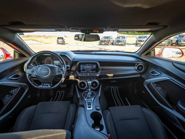 Used 2021 Chevrolet Camaro LT w/ RS Package image 26
