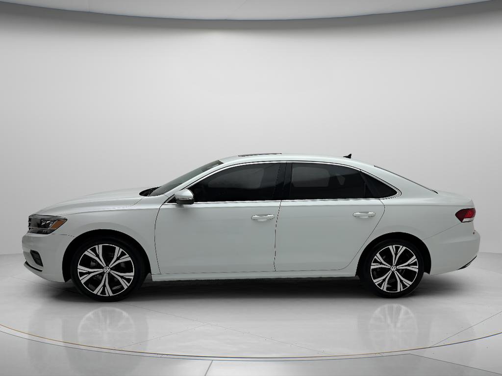 Used 2022 Volkswagen Passat 2.0T SE FWD image 7