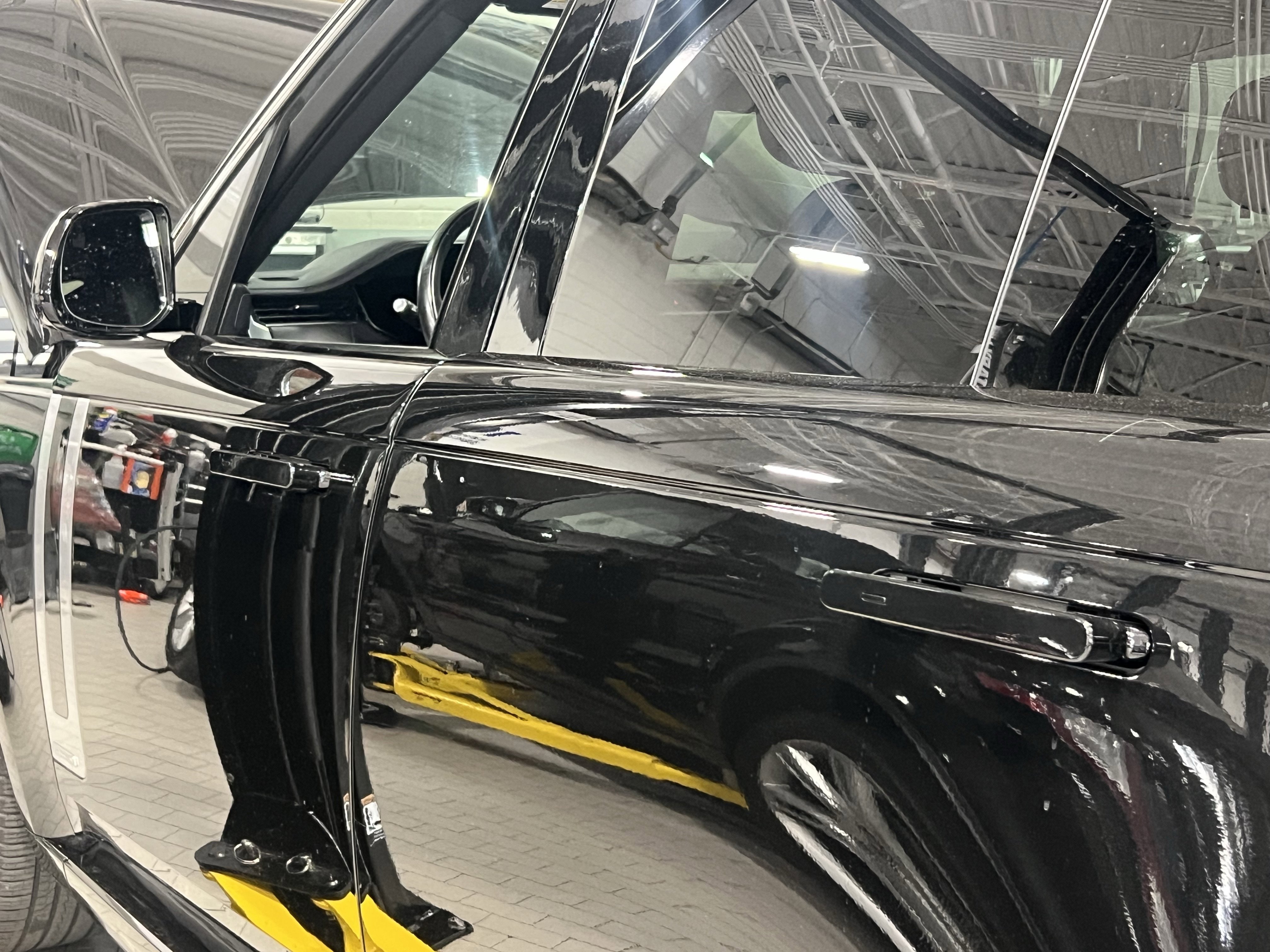 Certified 2024 Land Rover Range Rover Autobiography image 31