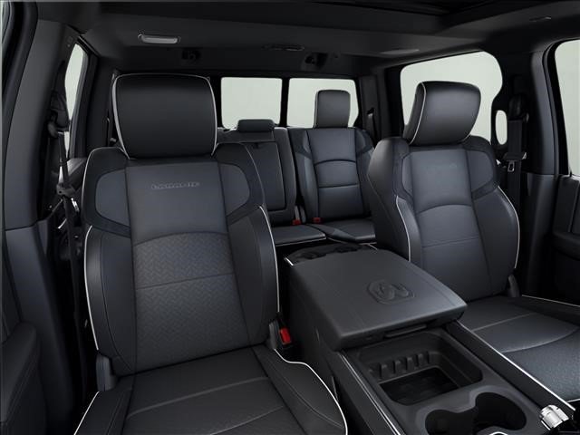 New 2027 RAM 2500 Laramie AWD/4WD image 17