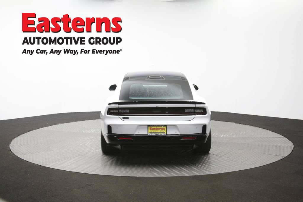 Used 2024 Dodge Charger Daytona Scat Pack w/ Plus Group AWD/4WD image 38