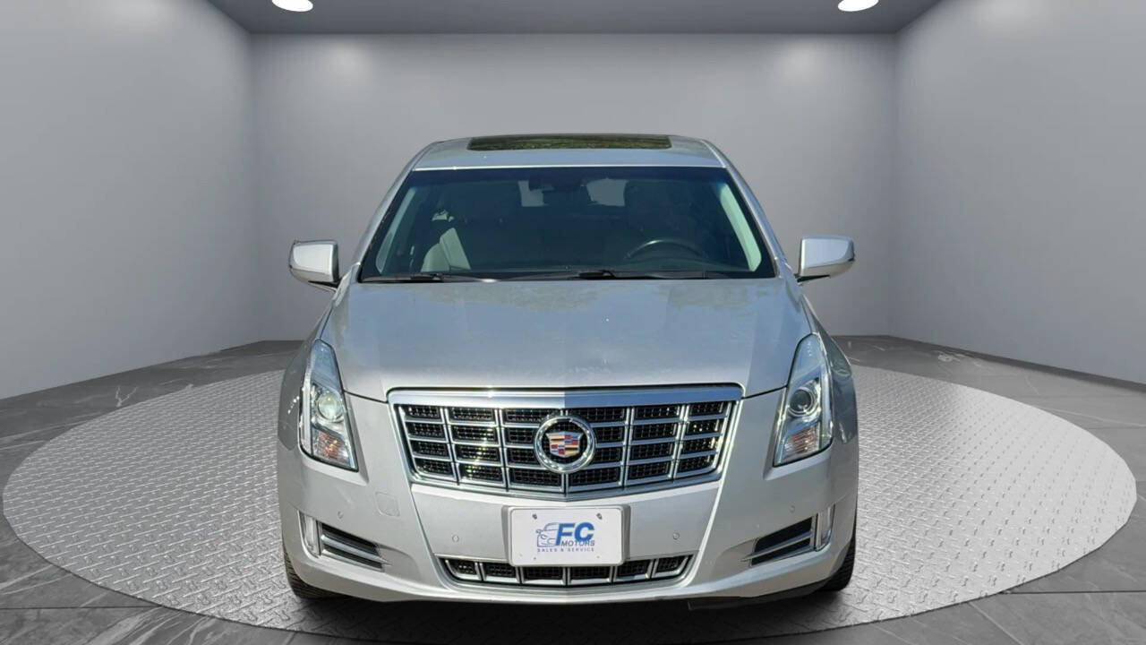 Used 2013 Cadillac XTS Luxury w/ Driver Awareness Package AWD/4WD image 2