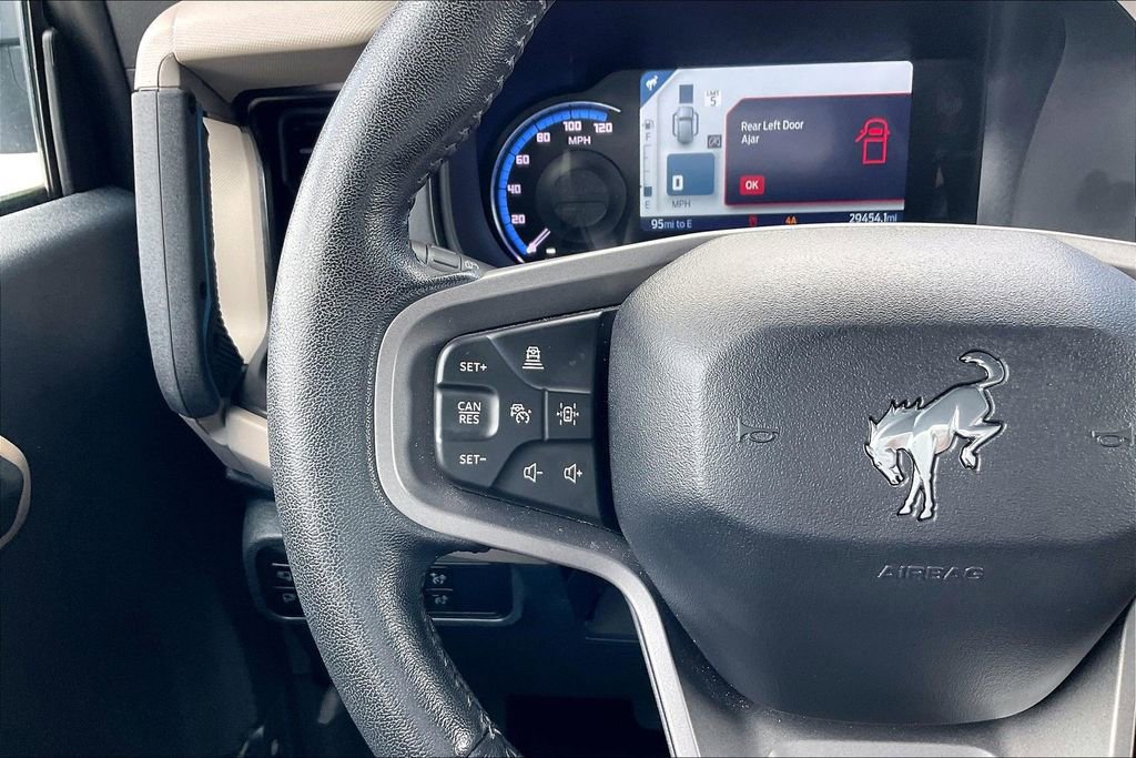 Certified 2023 Ford Bronco Wildtrak AWD/4WD image 10