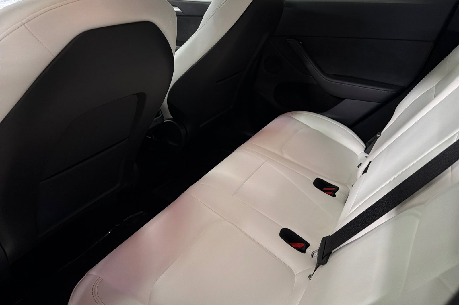 Used 2025 Tesla Model Y Long Range AWD/4WD image 11