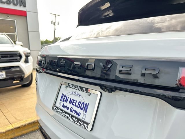 Used 2019 Land Rover Range Rover Velar R-Dynamic SE AWD/4WD image 10