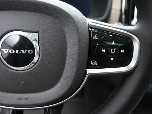 Used 2026 Volvo XC90 B6 Plus w/ Protection Package Premier image 14