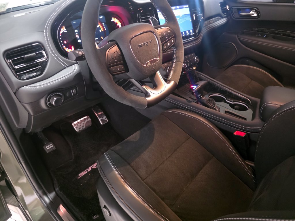 Used 2026 Dodge Durango SRT Hellcat w/ Premium Group AWD/4WD image 19