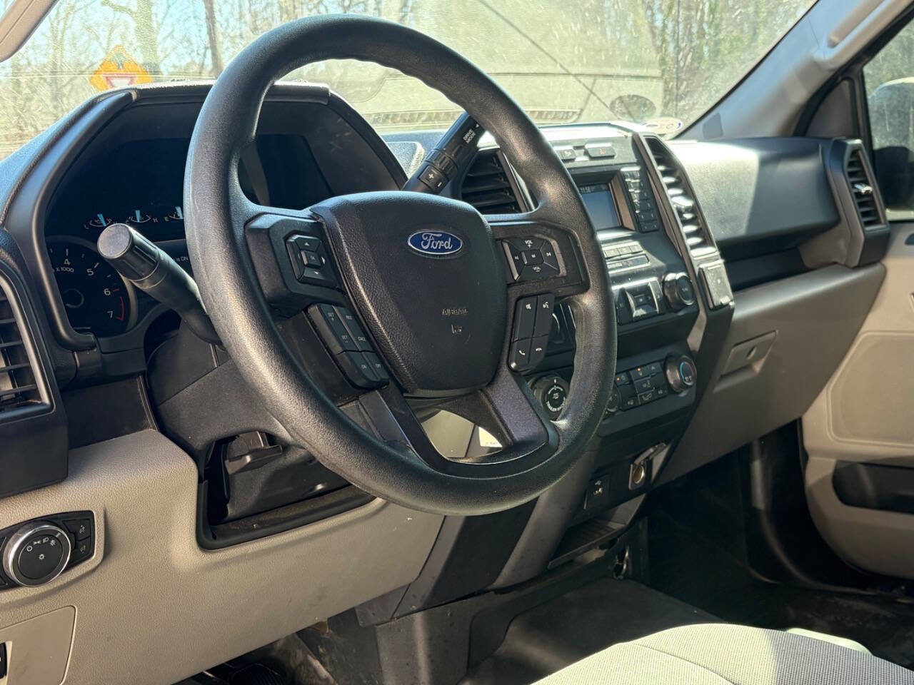 Used 2020 Ford F150 XL w/ Trailer Tow Package image 29