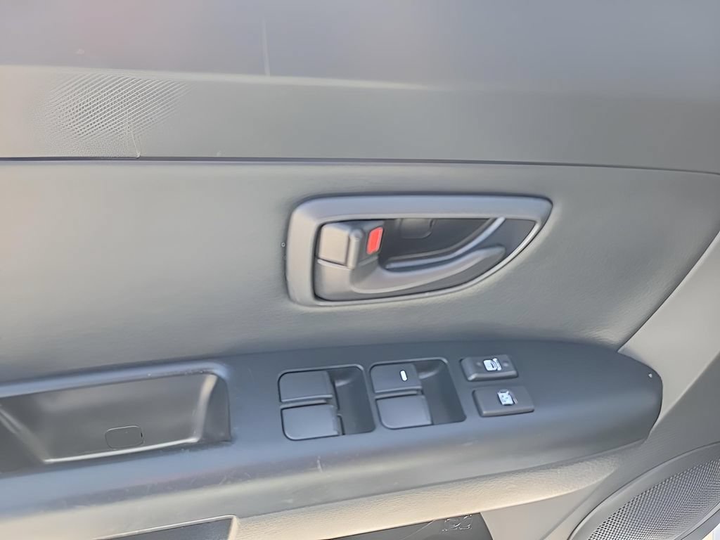 Used 2010 Kia Soul FWD image 19