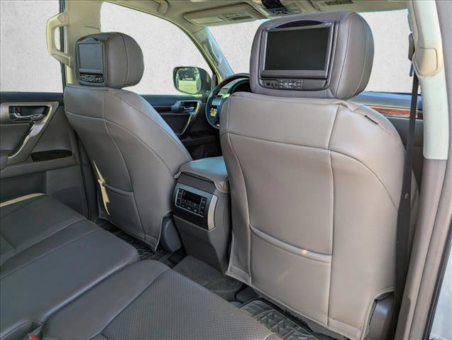 Used 2010 Lexus GX 460 image 30
