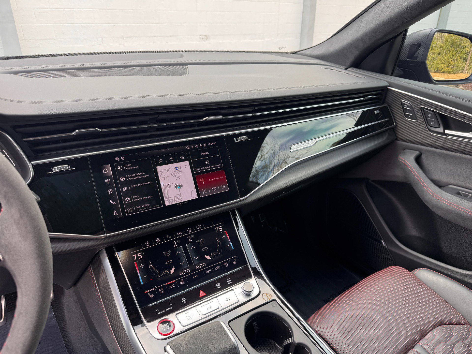 Used 2025 Audi RS Q8 performance image 38