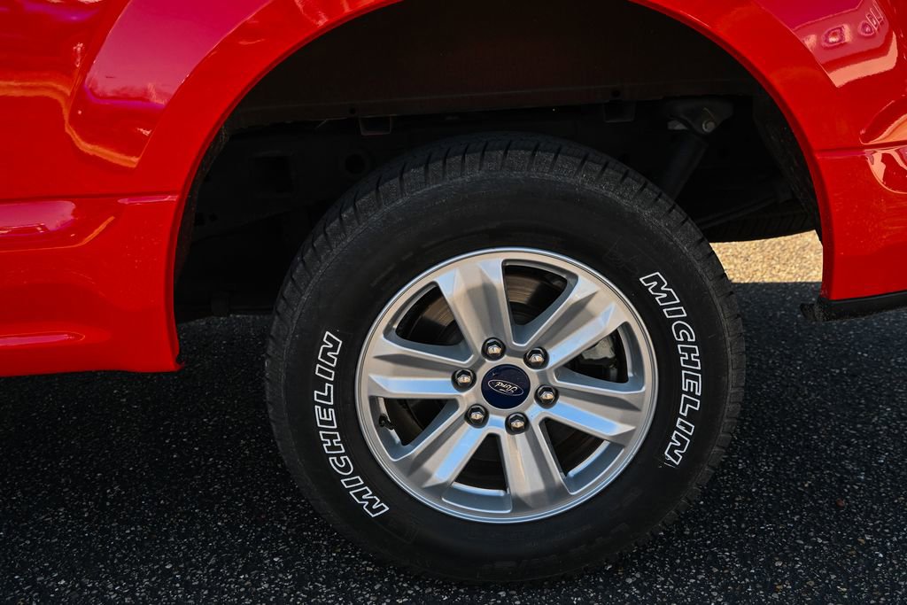 Used 2016 Ford F150 XLT w/ Equipment Group 301A Mid RWD image 13
