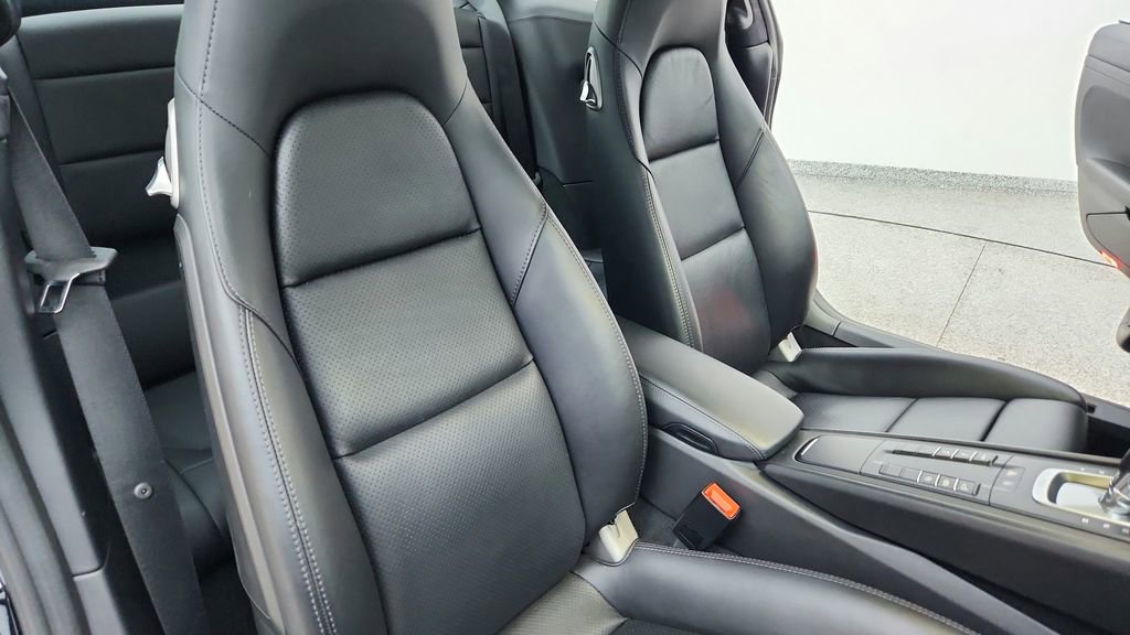 Used 2017 Porsche 911 Carrera S image 30
