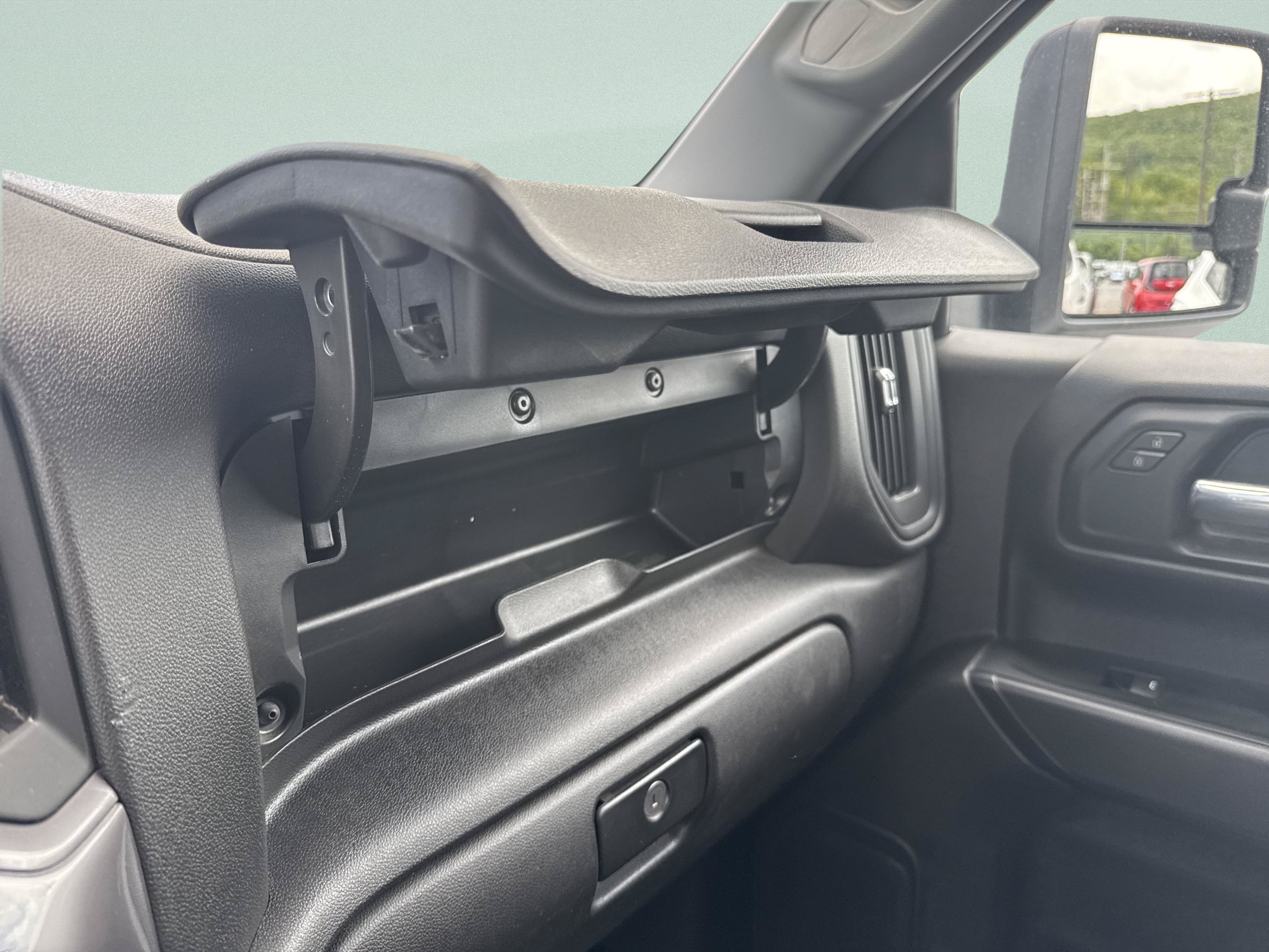 Used 2024 GMC Sierra 1500 Pro w/ Graphite Edition AWD/4WD image 12
