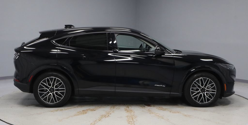 Used 2025 Ford Mustang Mach-E Premium AWD/4WD image 13