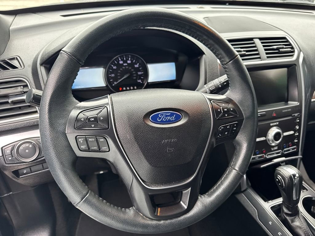 Used 2019 Ford Explorer Limited image 8