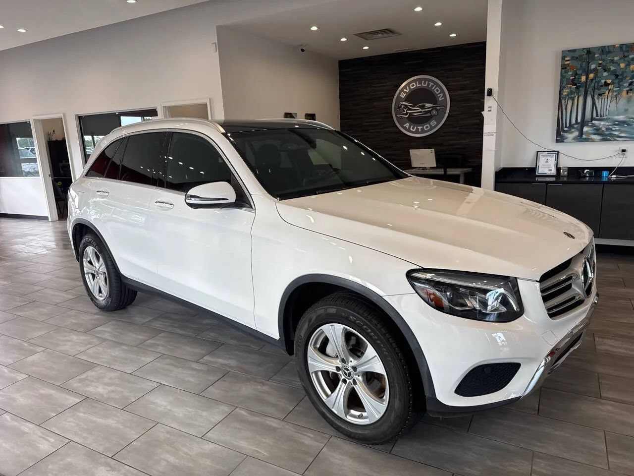 Used 2018 Mercedes-Benz GLC 300 4MATIC w/ Premium Package image 3