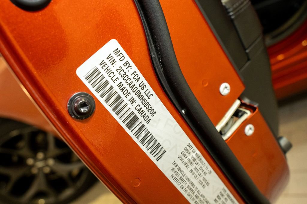 Used 2021 Chrysler 300 Touring w/ Sport Appearance Package image 18