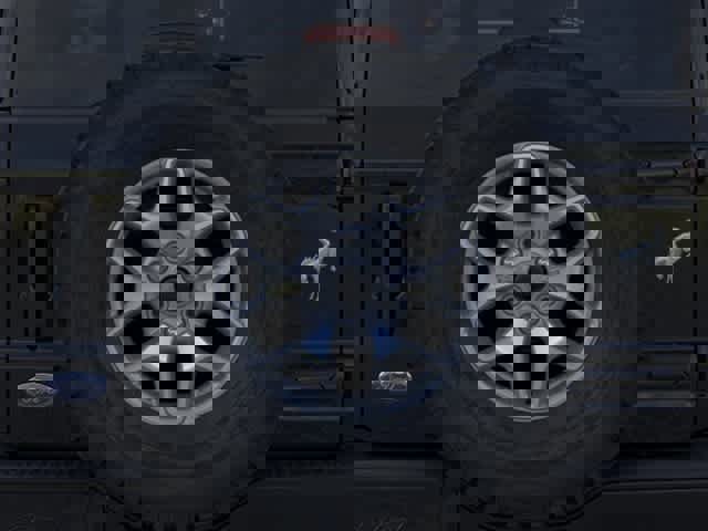 New 2025 Ford Bronco Badlands image 24