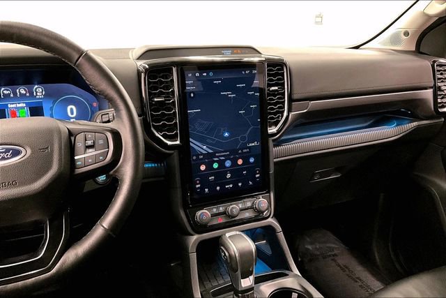 Used 2025 Ford Ranger Lariat w/ FX4 Off-Road Package image 7