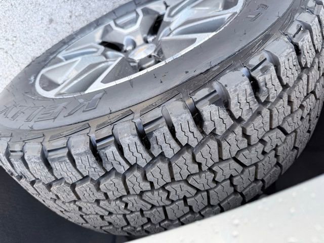 Certified 2023 Chevrolet Silverado 1500 LT AWD/4WD image 44