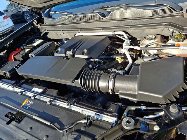 Certified 2024 Chevrolet Colorado ZR2 w/ Technology Package image 28