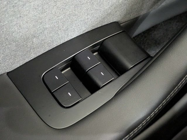 Used 2025 Tesla Model 3 RWD image 22