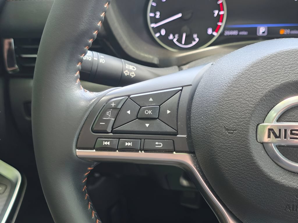 Used 2023 Nissan Sentra SR FWD image 17