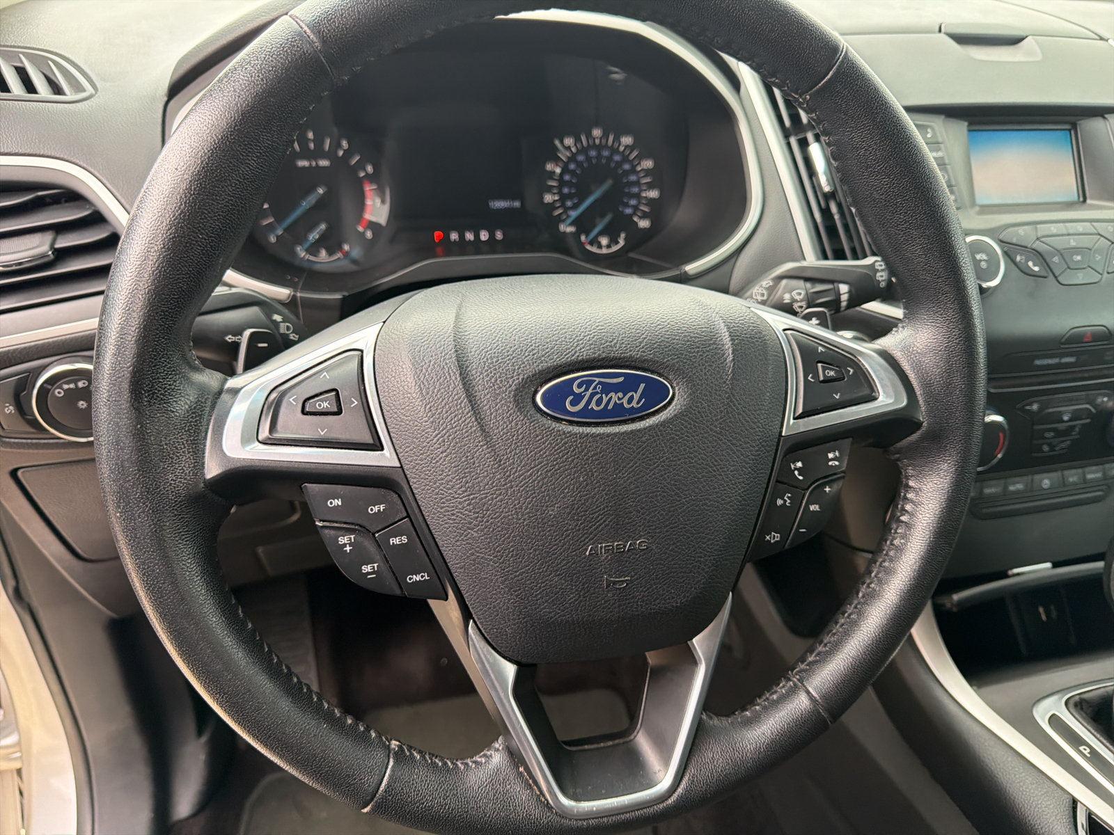 Used 2016 Ford Edge SEL AWD/4WD image 13