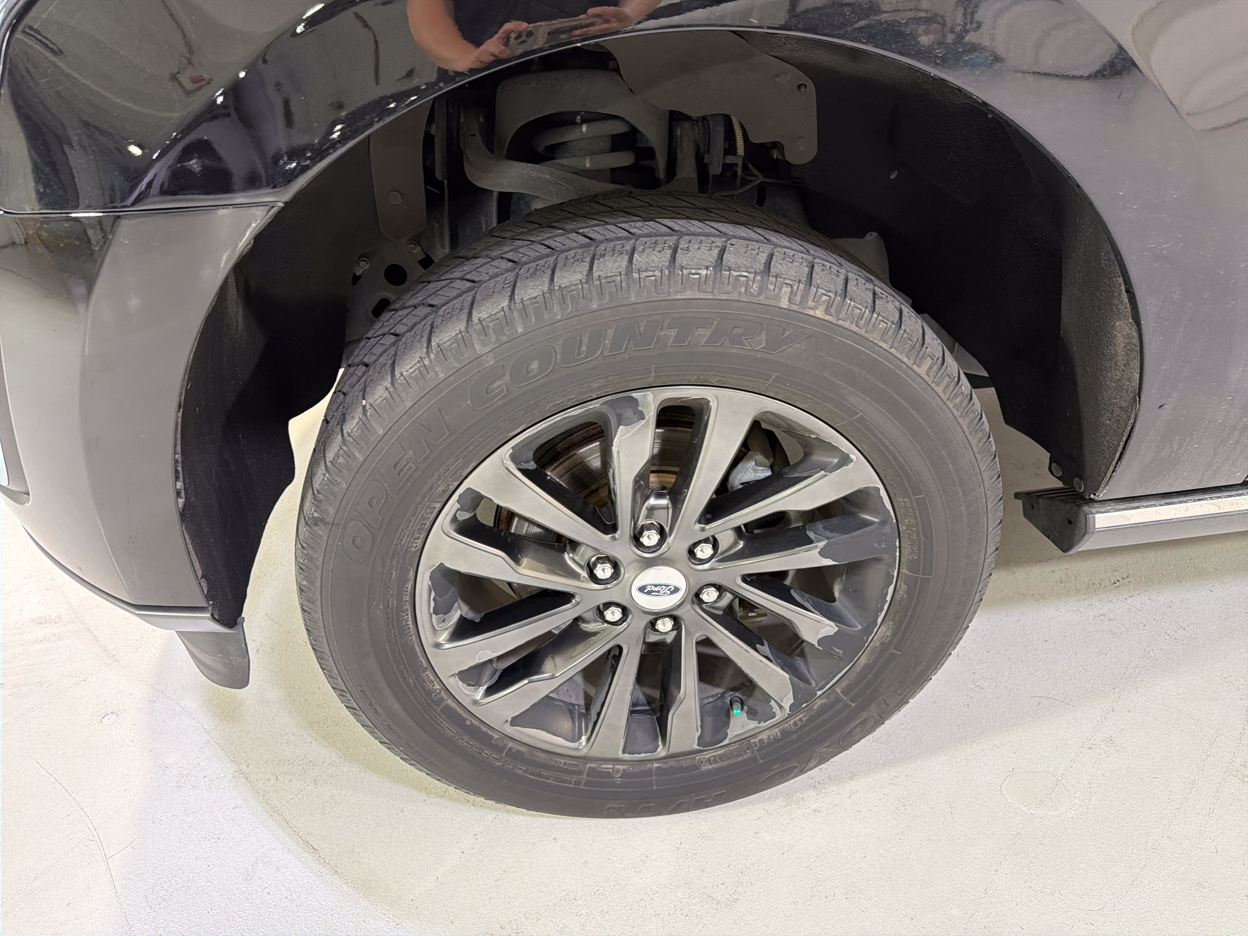 Used 2019 Ford Expedition Limited RWD image 15