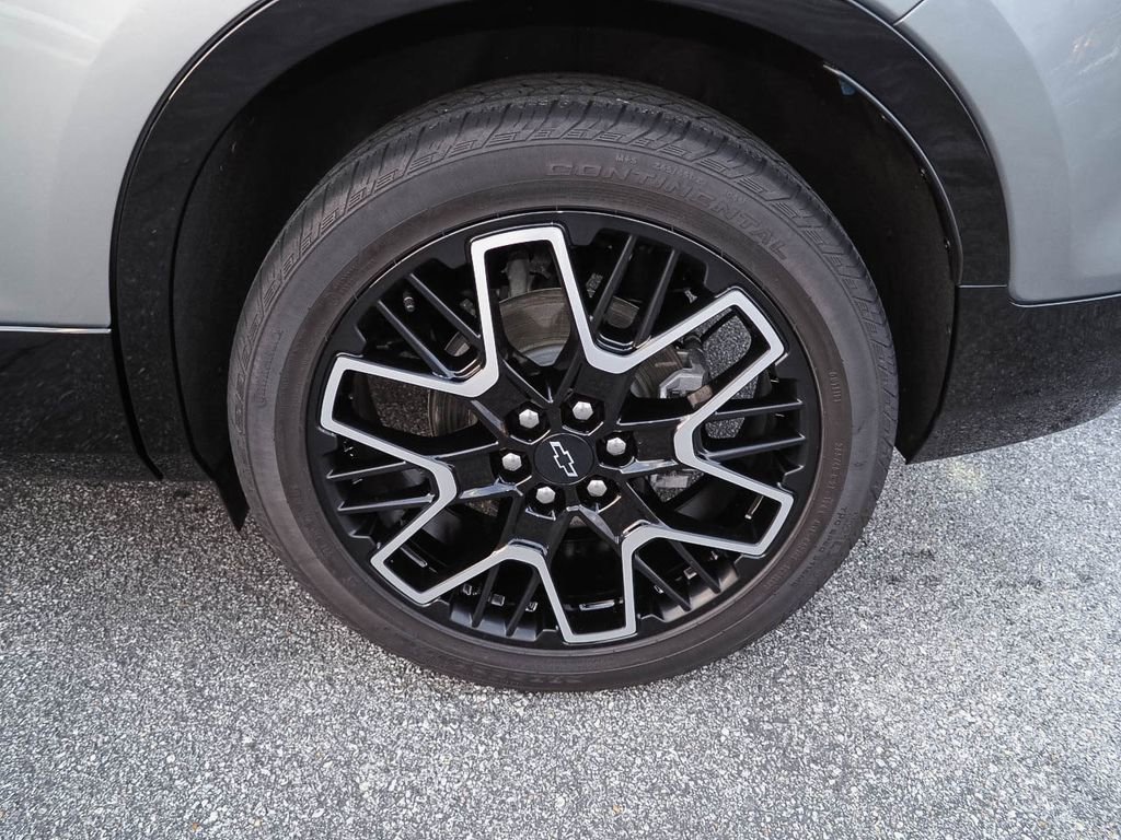 Certified 2023 Chevrolet Blazer RS w/ Driver Confidence II Package image 38