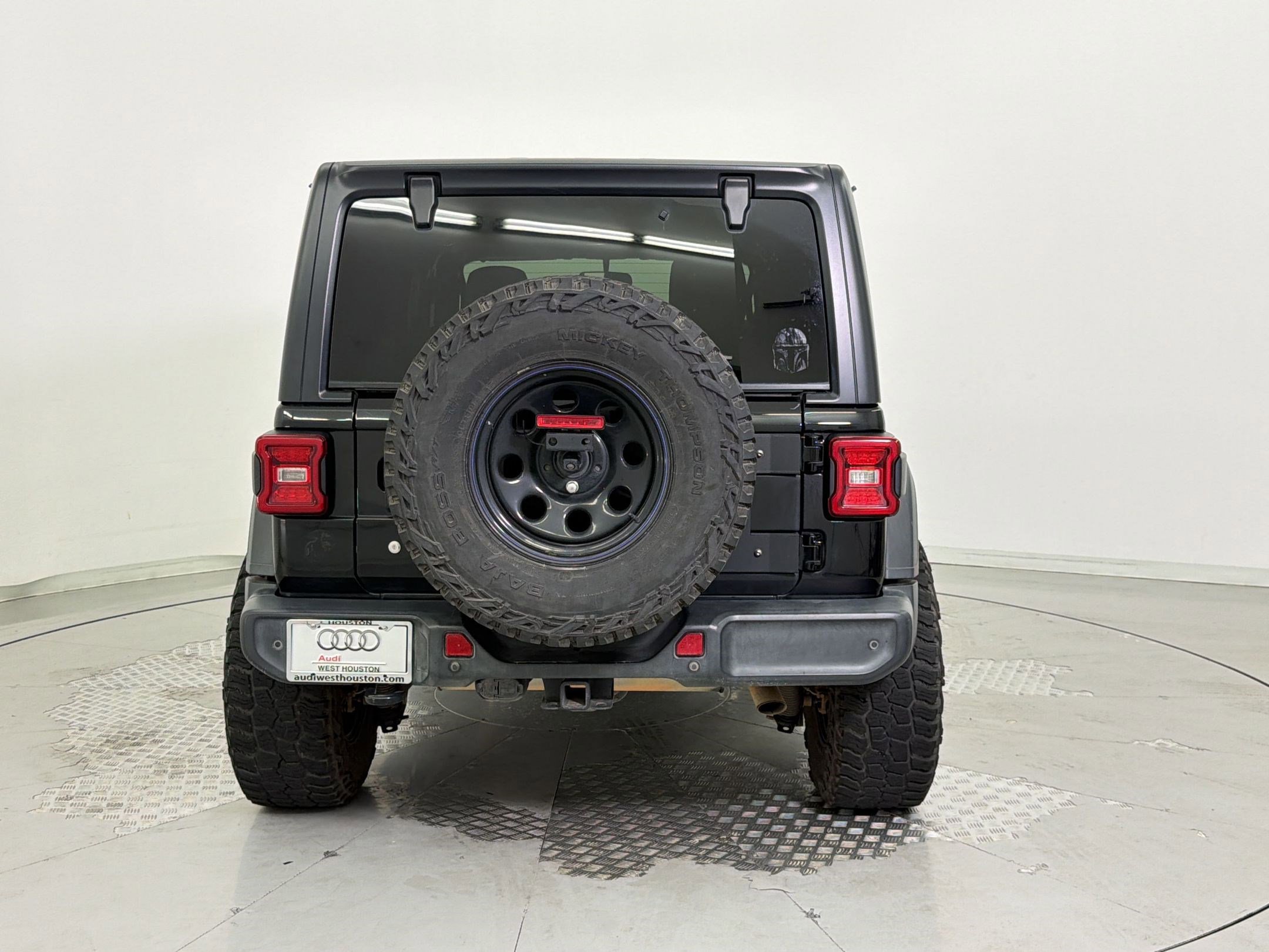 Used 2018 Jeep Wrangler Unlimited Sport S AWD/4WD image 10