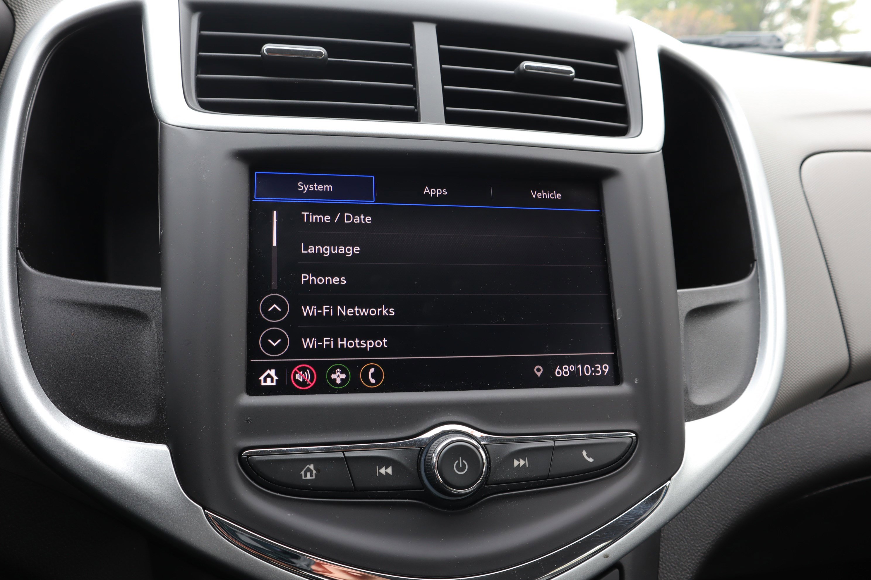 Used 2020 Chevrolet Sonic LS image 11