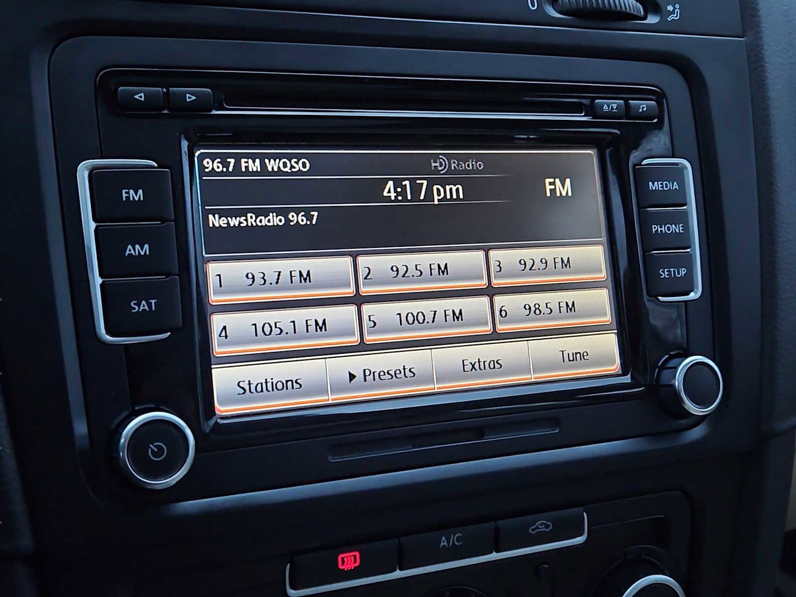 Used 2014 Volkswagen Jetta SE image 23