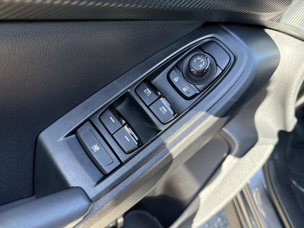 Certified 2024 Subaru Crosstrek 2.0i image 19