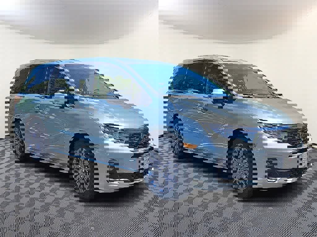 New 2026 Honda Odyssey Touring image 2