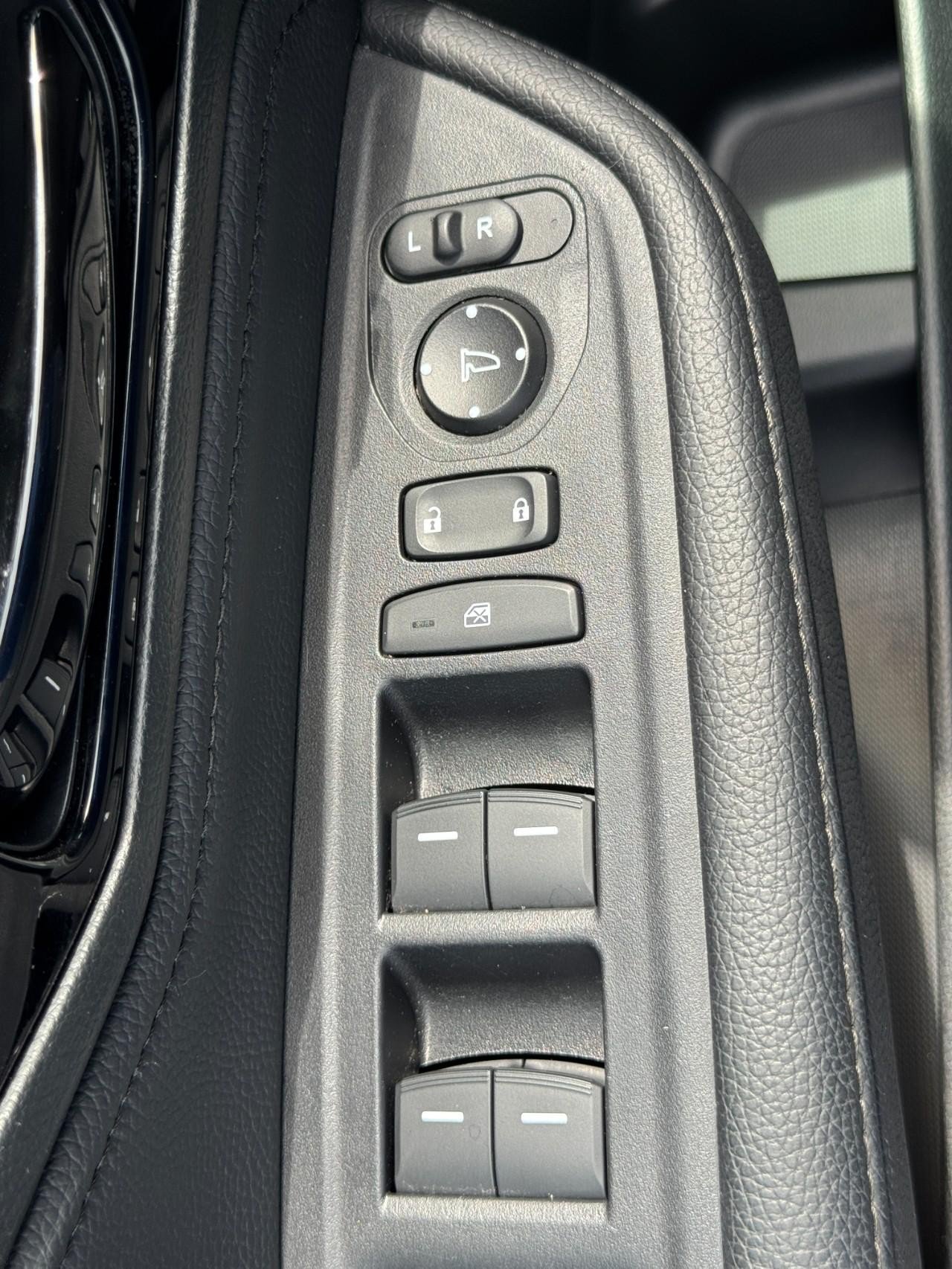 Used 2023 Honda Odyssey Touring image 19