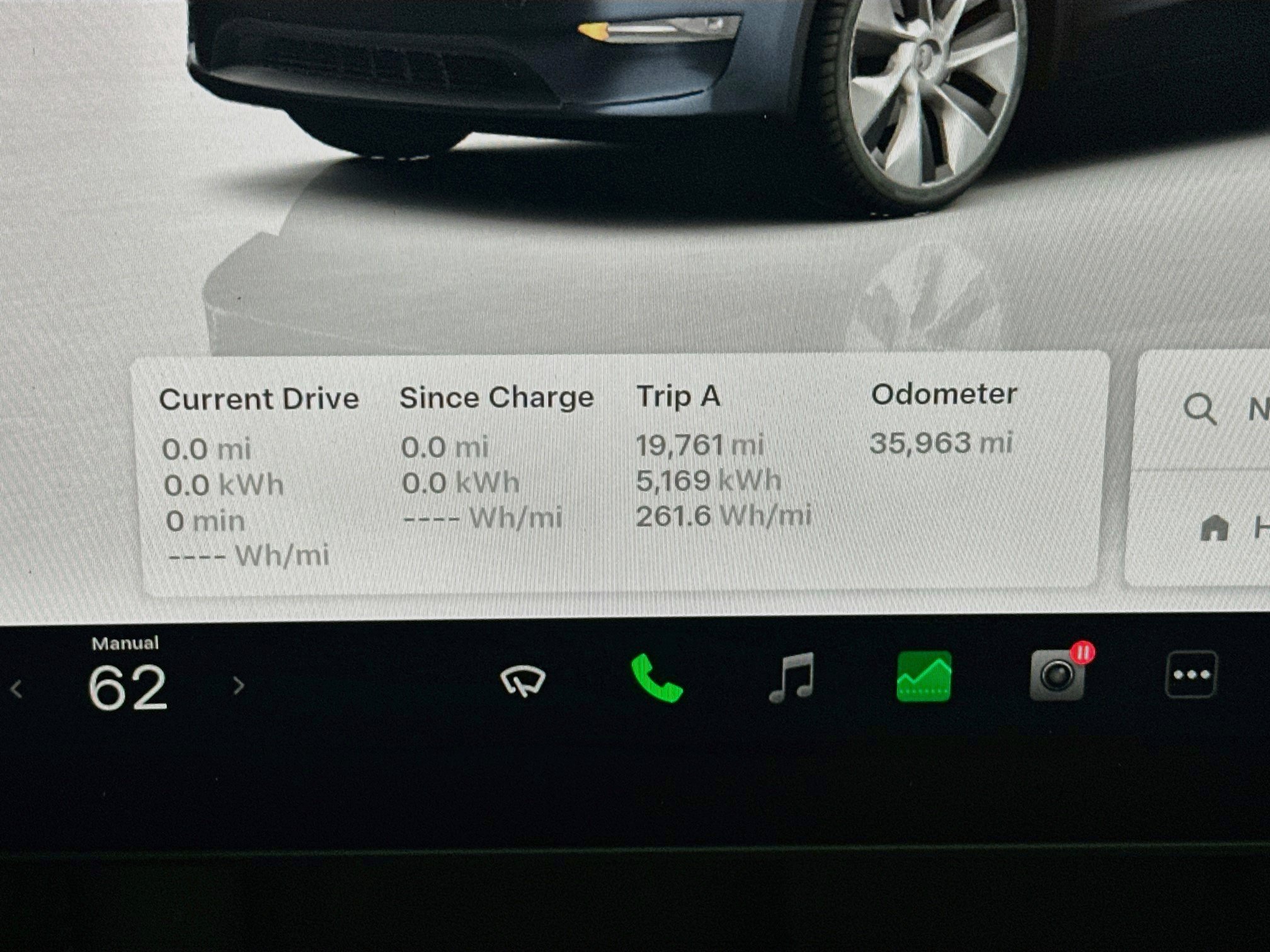 Used 2024 Tesla Model Y Long Range AWD/4WD image 18