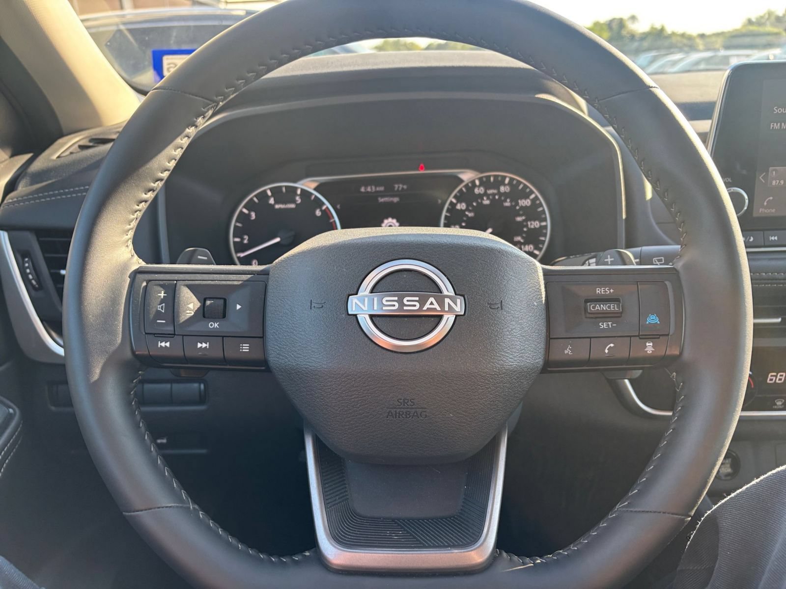 Used 2026 Nissan Rogue SV AWD/4WD image 29