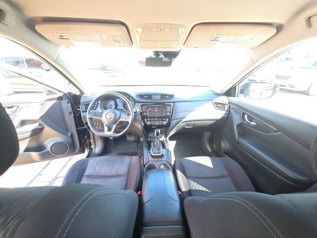 Used 2019 Nissan Rogue SV image 25