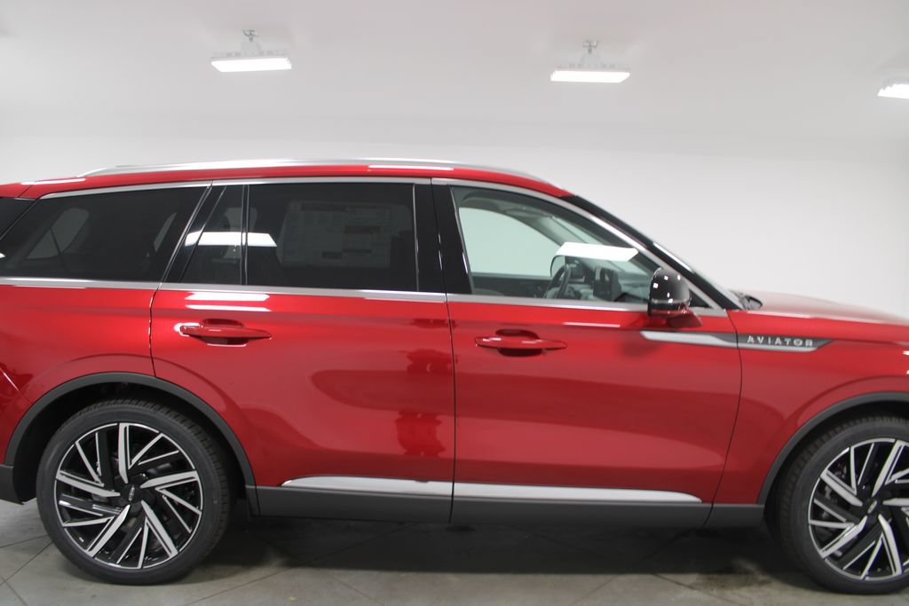New 2026 Lincoln Aviator Reserve AWD/4WD image 10