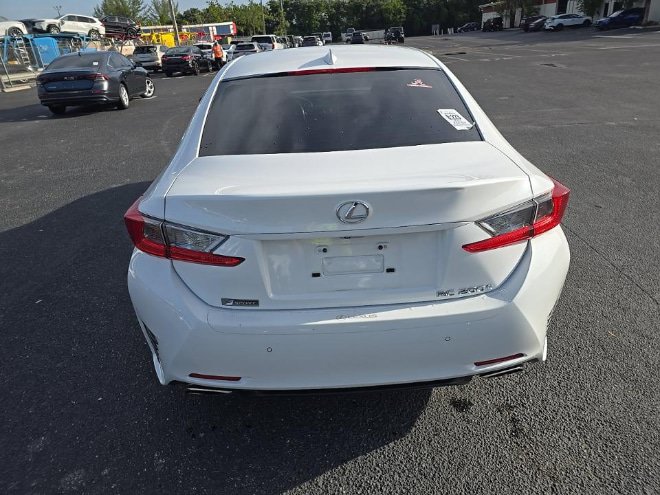Used 2017 Lexus RC 200t F Sport RWD image 5