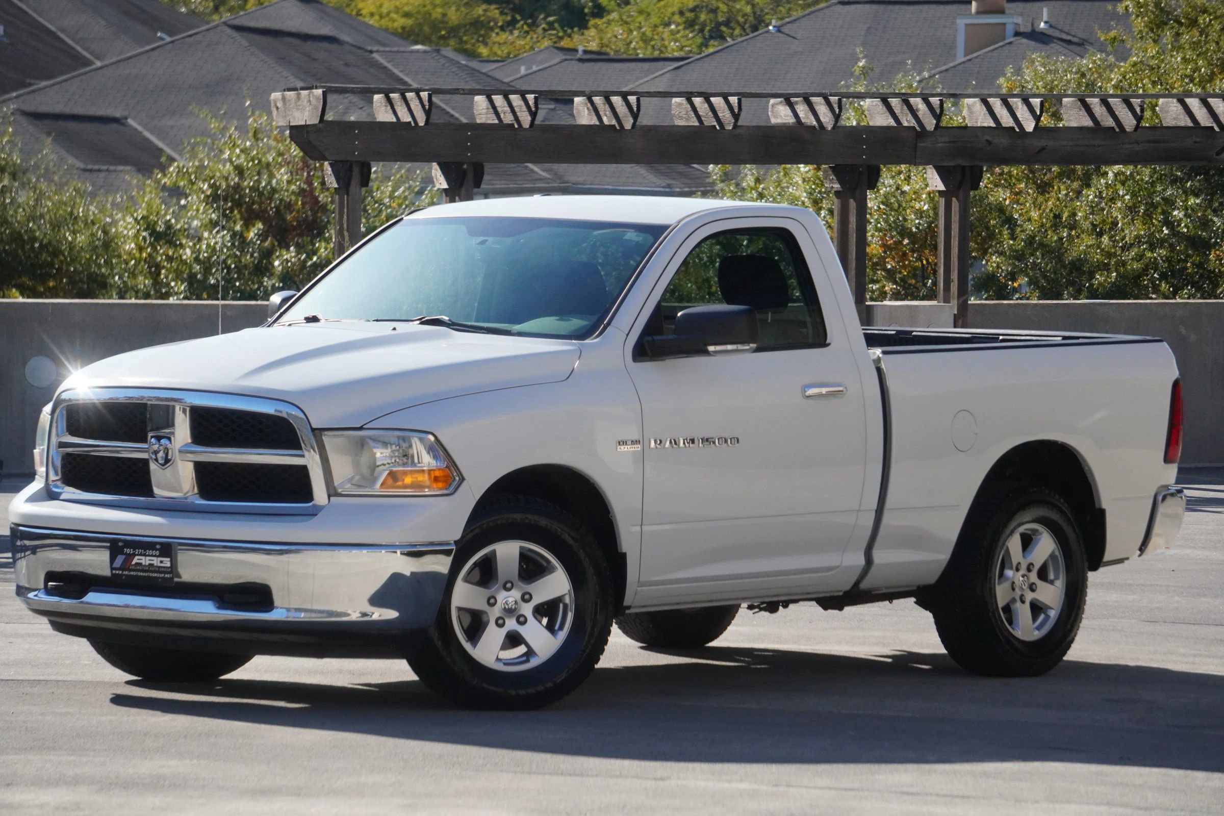 Used 2012 RAM 1500 Classic SLT w/ Luxury Group image 2
