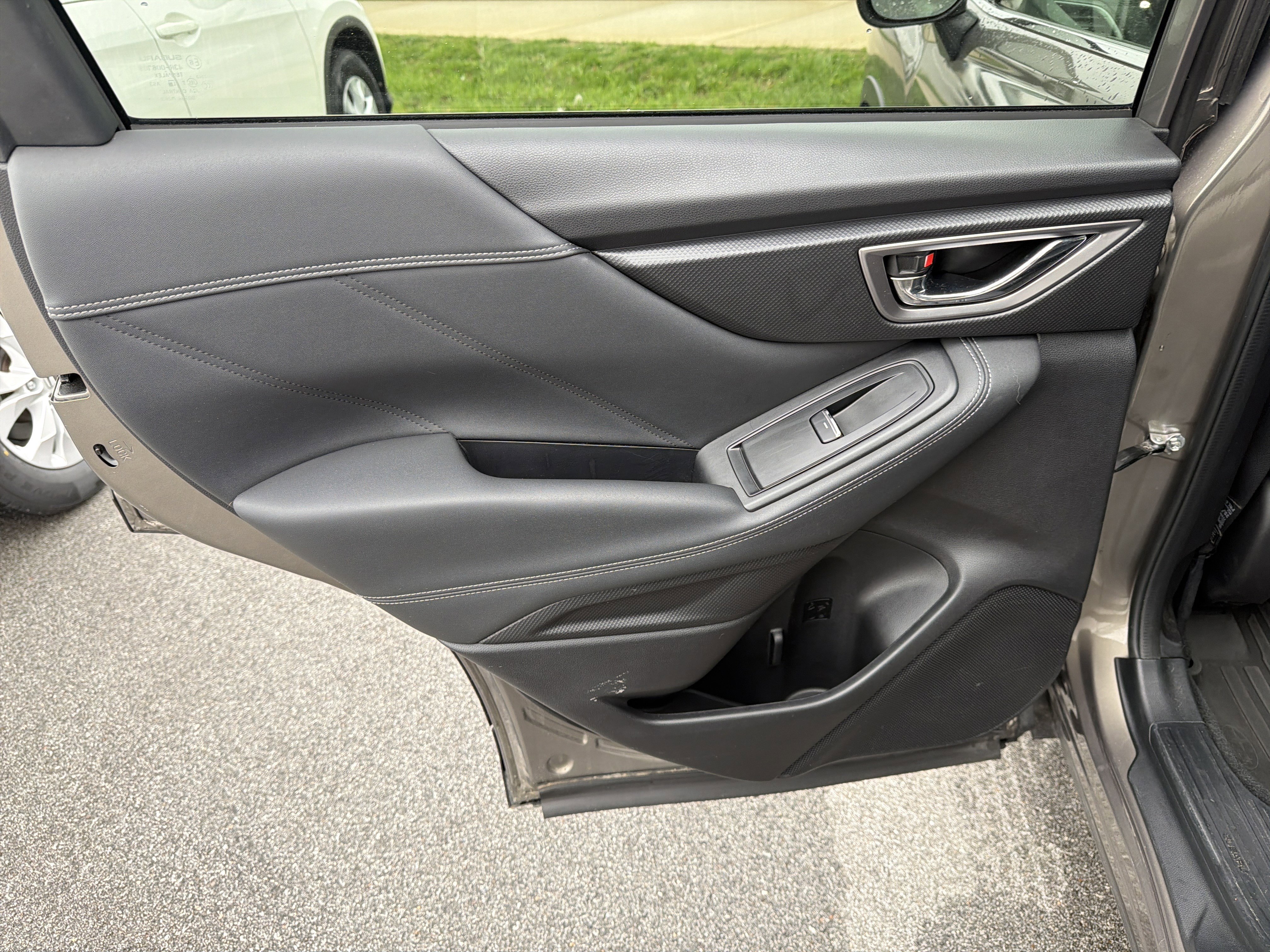 Used 2020 Subaru Forester Limited w/ Popular Package #3 image 48