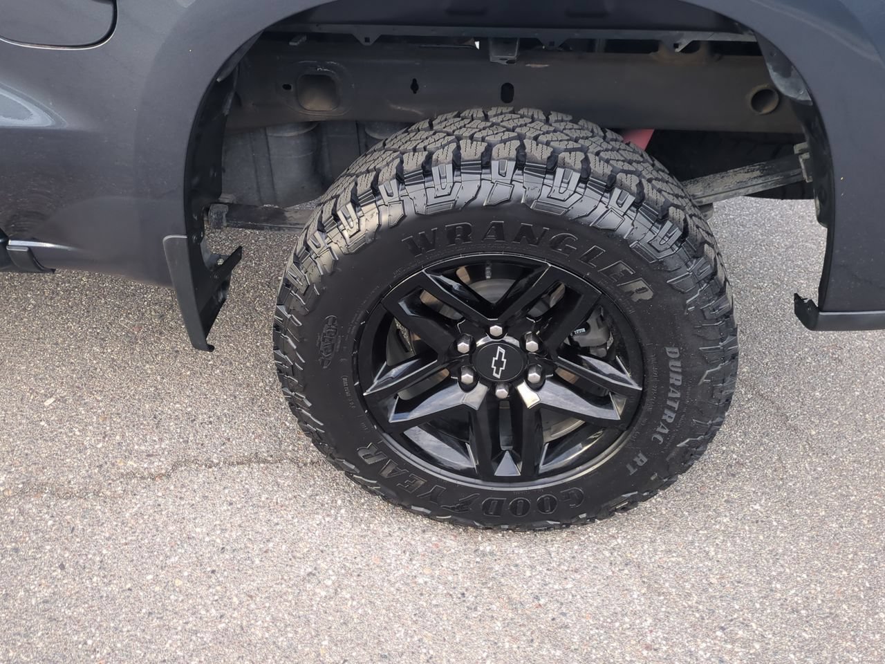 Used 2022 Chevrolet Silverado 1500 Custom Trail Boss AWD/4WD image 30