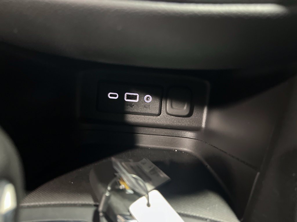 Used 2024 Chevrolet Equinox LT AWD/4WD image 29