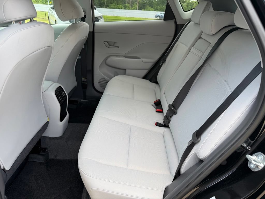 Certified 2025 Hyundai Kona SEL FWD image 14