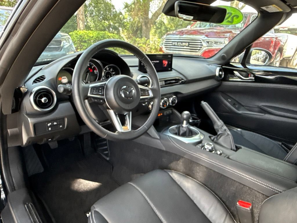 Used 2025 MAZDA MX-5 Miata RF Grand Touring RWD image 59