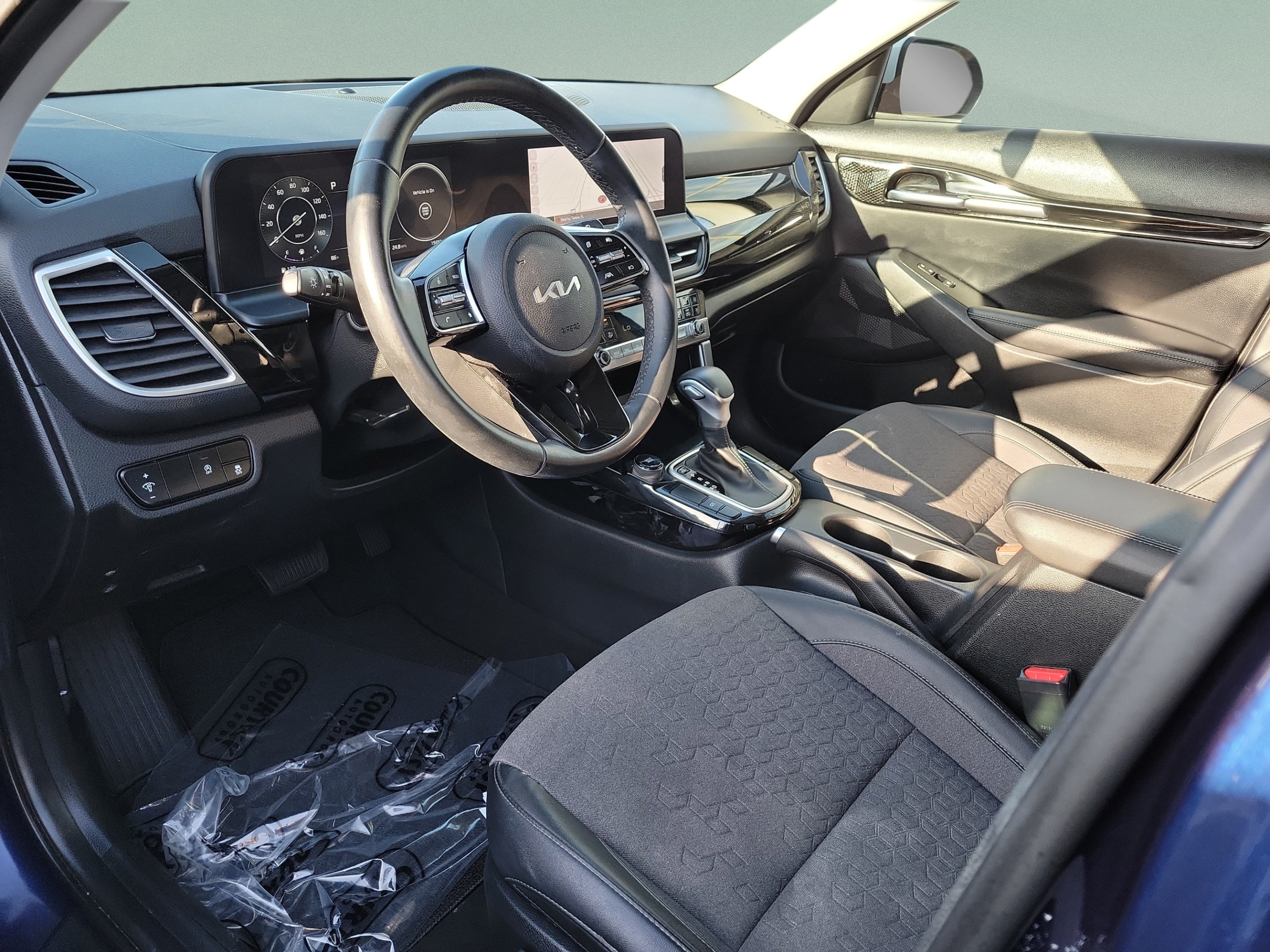 Certified 2024 Kia Seltos S FWD image 15