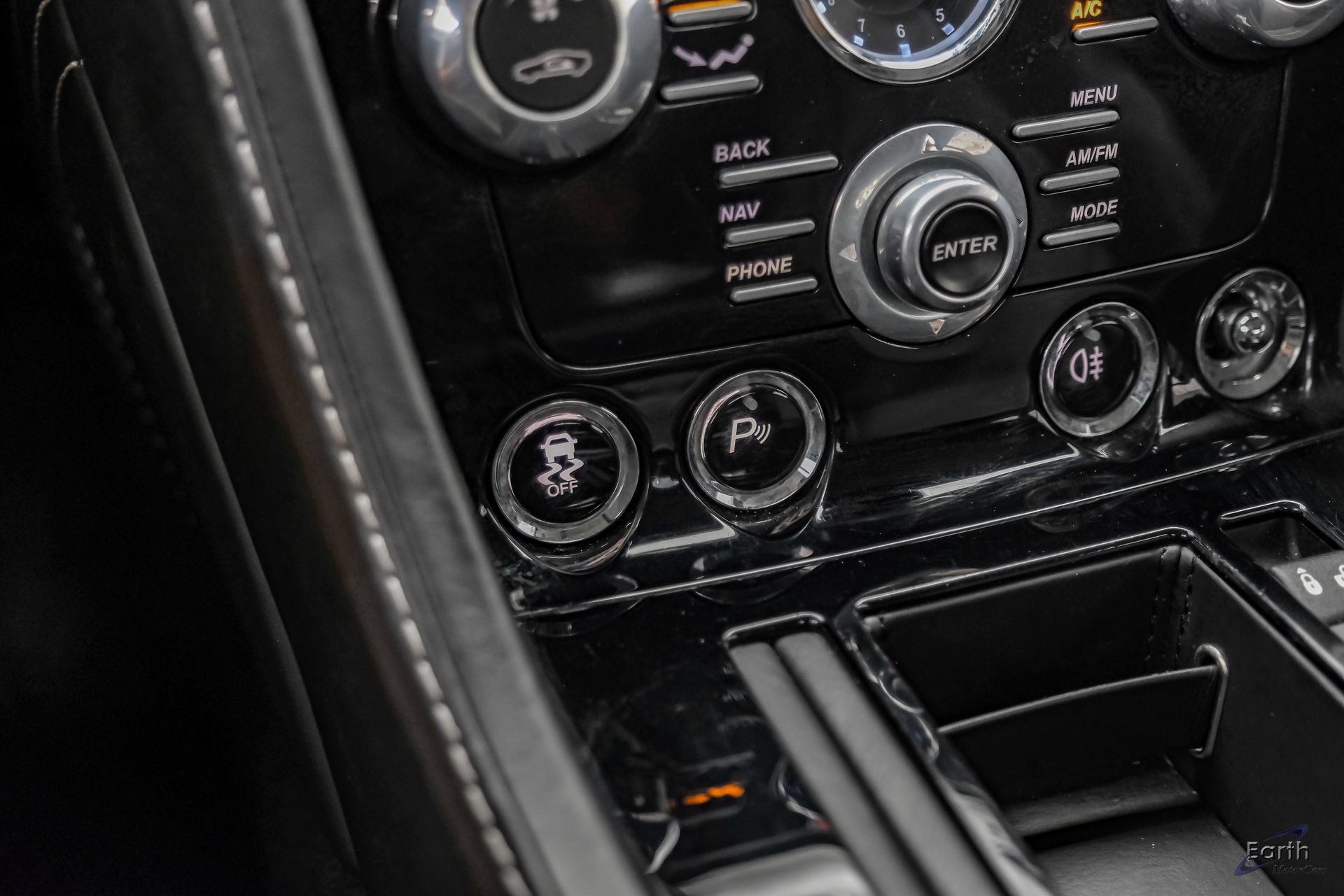 Used 2014 Aston Martin V8 Vantage S RWD image 67